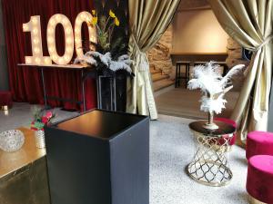 Gatsby Beistelltisch 2